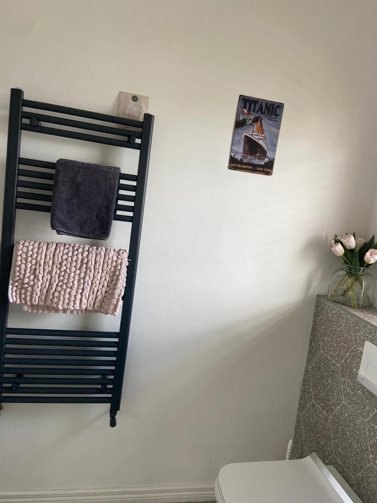 Sea La Vie Hotell Bangor  Eksteriør bilde